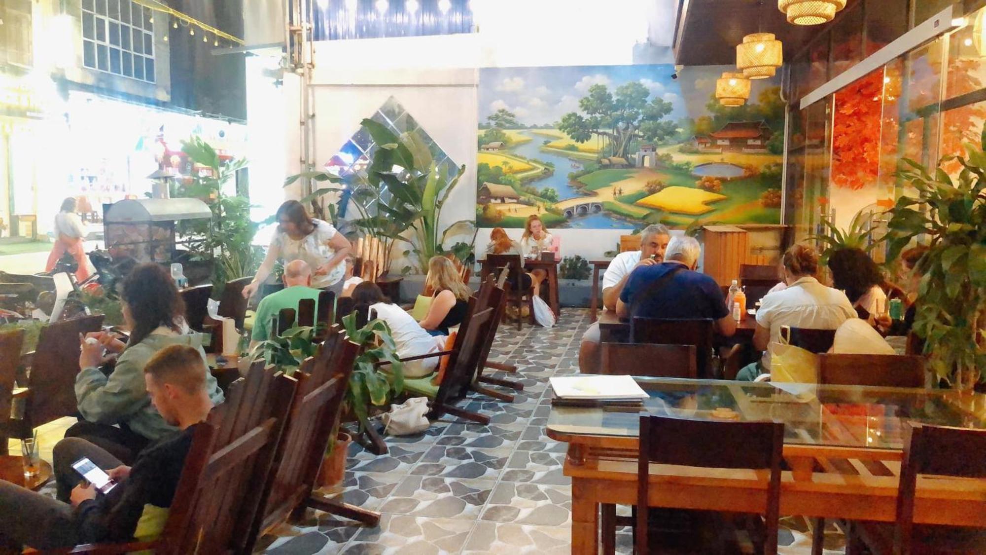 Truong Son Luxury Homestay นิญบิ่ญ ภายนอก รูปภาพ